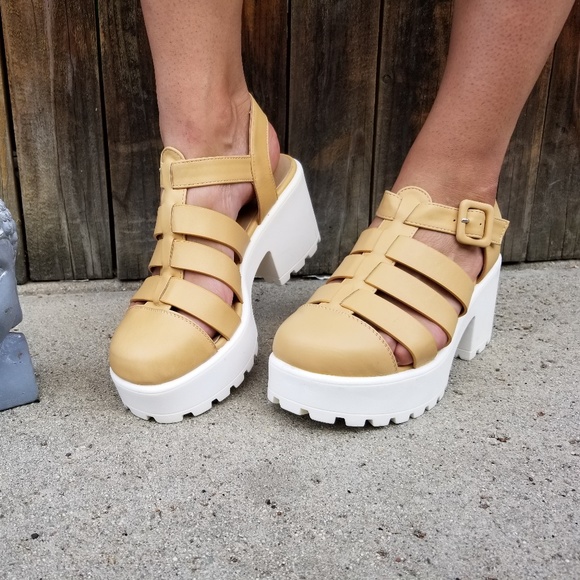 Shoes - Chunky 90s Grunge Summer Shoes